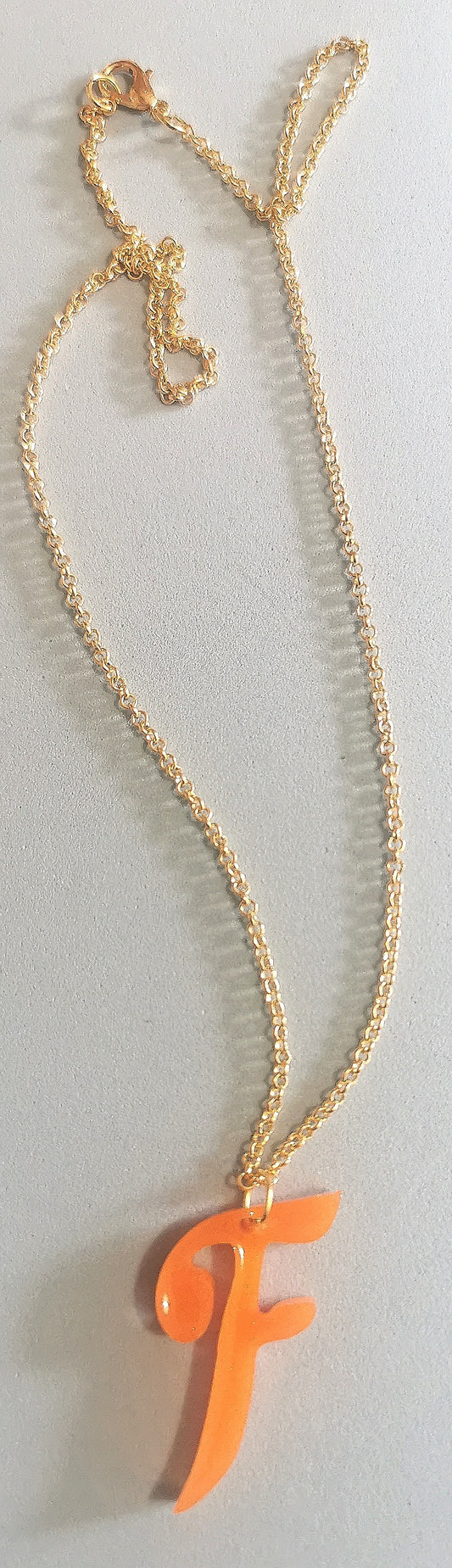 Collana con iniziale